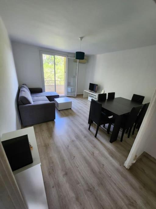 Appartement Deux Chambres 64M2 Avignon Exterior photo